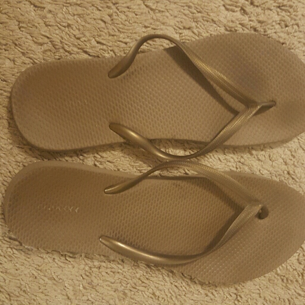 LOT of 3 Old Navy Flip Flops